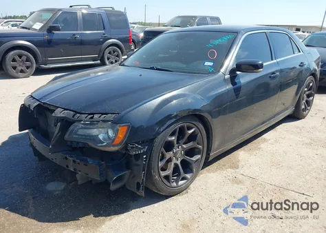 2013 Chrysler 300 300S z USA, uszkodzony, nr VIN 2C3CCABG1DH728050